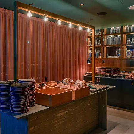 Hotel Marski By Scandic 5*